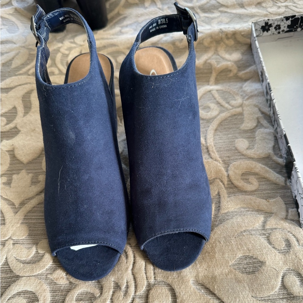 Blue suede shoes!!